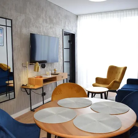 Apartos Seaside Luxury シフィノウイシチェ