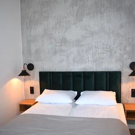 アパート Apartos Seaside Luxury シフィノウイシチェ