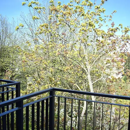 Apartos Seaside Luxury